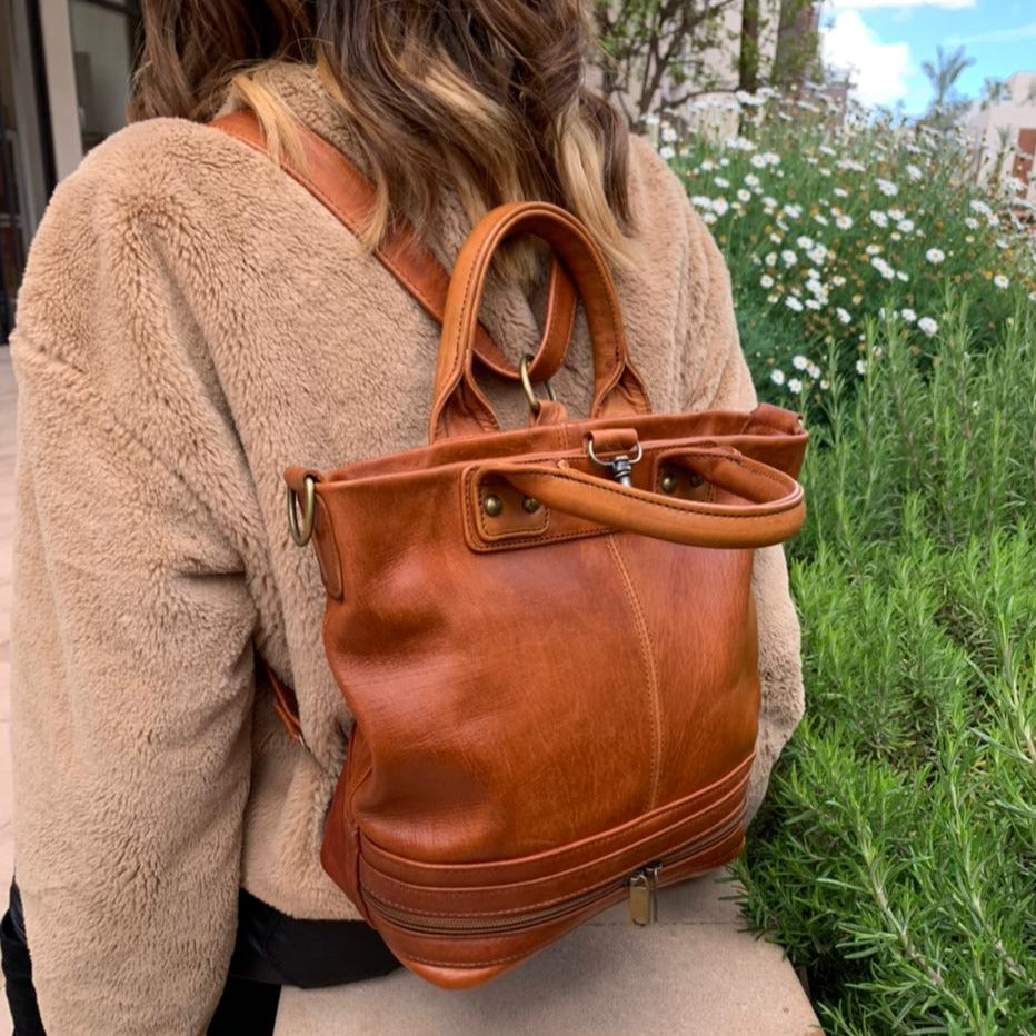 Leather Bucket Bag, Bag 2022